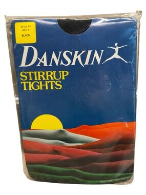 1982 Danskin 49 Black Women's Size B Medium DuraSoft Nylon Stirrup Tights